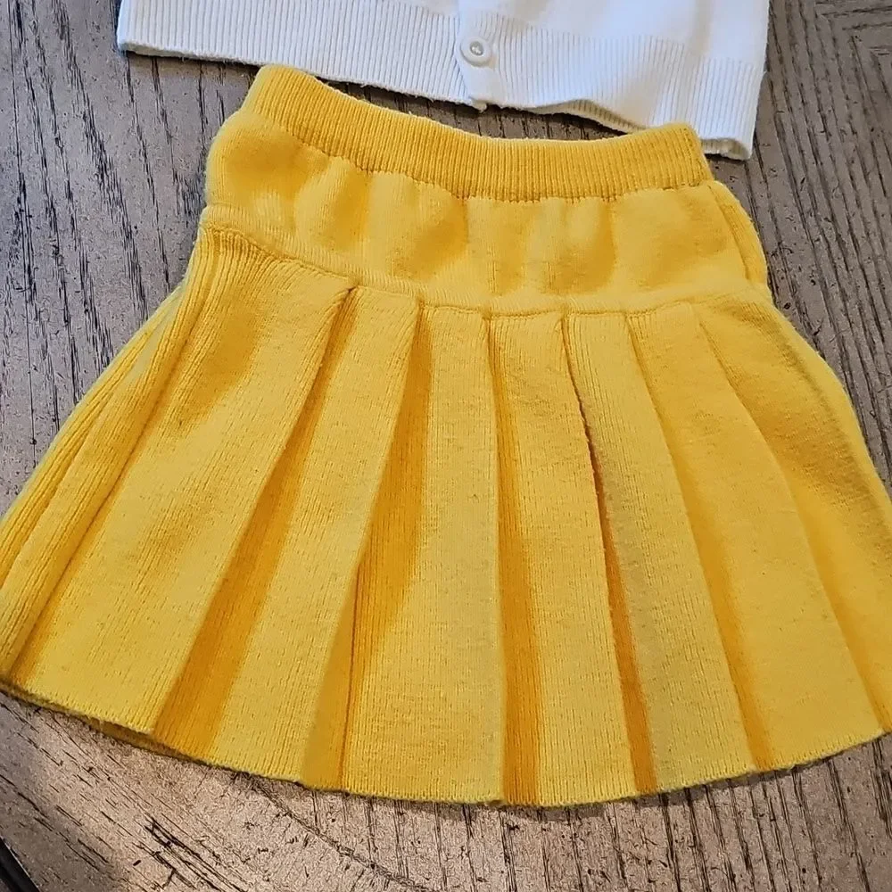 5T Yellow pleated knit skirt and cardigan jacket set